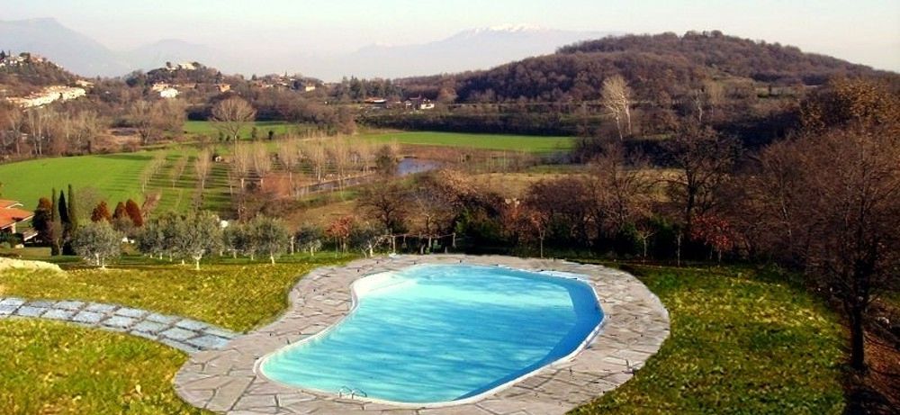 Piscina agriturismo